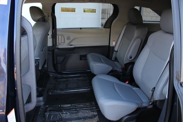 2023 Toyota Sienna AWD XLE LEATHER MOONROOF - 23081000 - 25