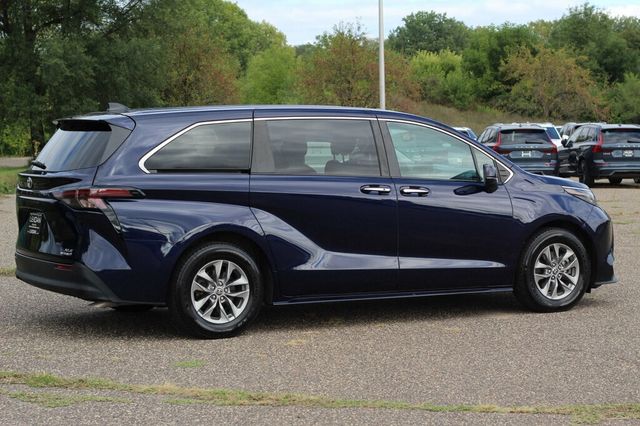 2023 Toyota Sienna AWD XLE LEATHER MOONROOF - 23081000 - 2