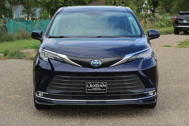 2023 Toyota Sienna AWD XLE LEATHER MOONROOF - 23081000 - 3