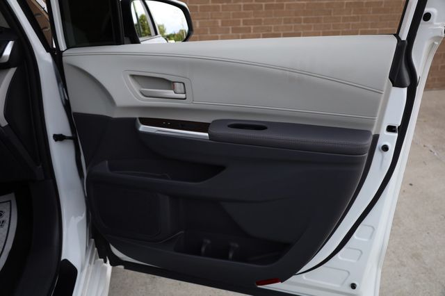 2023 Toyota Sienna Hybrid LE - 22879792 - 19