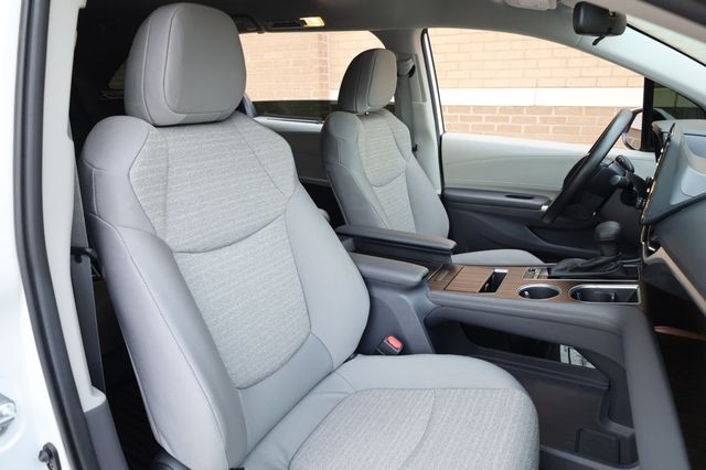 2023 Toyota Sienna Hybrid LE - 22879792 - 20