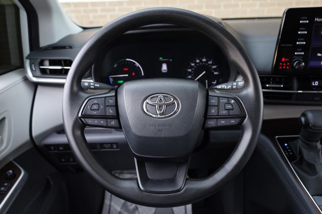 2023 Toyota Sienna Hybrid LE - 22879792 - 26