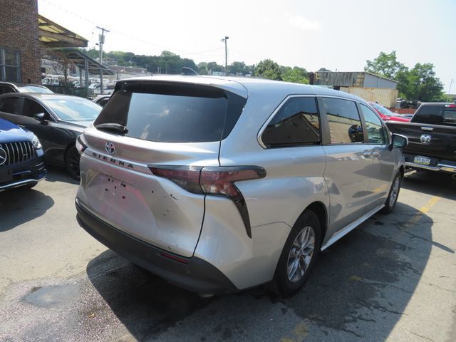 2023 Toyota Sienna LE AWD 8-Passenger - 23056736 - 2