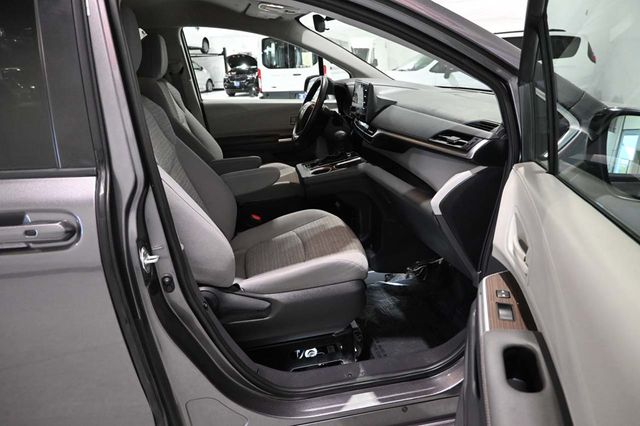 2023 Toyota Sienna LE FWD 8-Passenger - 23027879 - 14