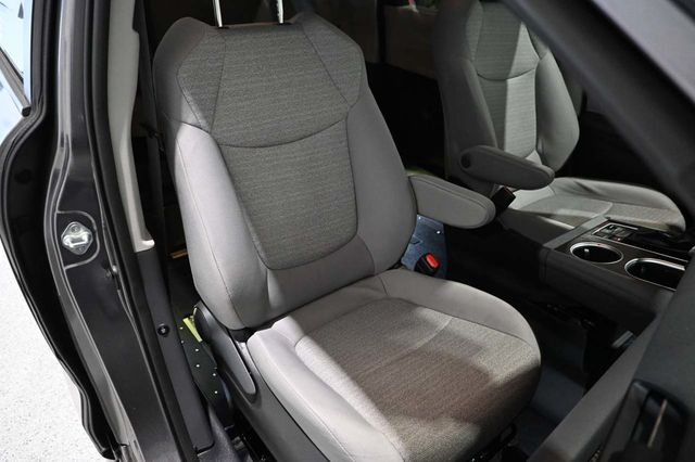 2023 Toyota Sienna LE FWD 8-Passenger - 23027879 - 15