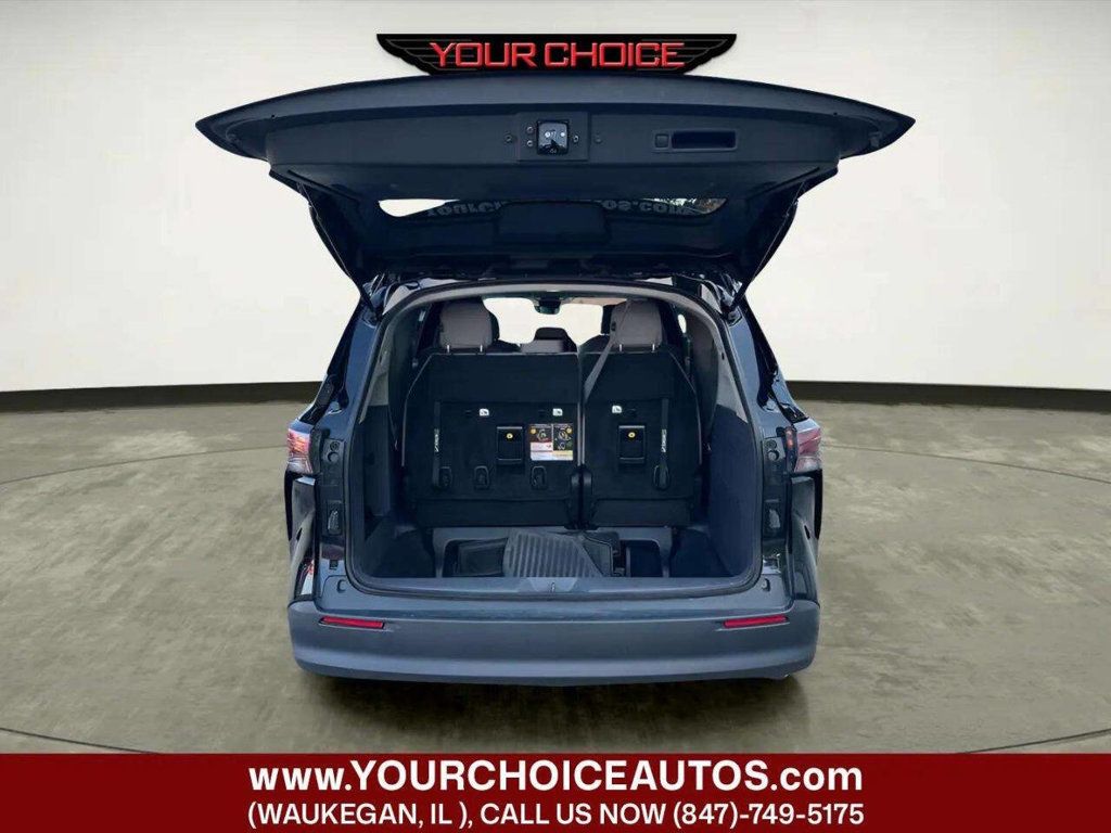 2023 Toyota Sienna LE FWD 8-Passenger - 23049461 - 14