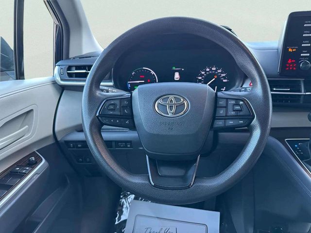 2023 Toyota Sienna LE FWD 8-Passenger - 23049461 - 21