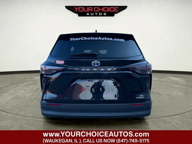 2023 Toyota Sienna LE FWD 8-Passenger - 23049461 - 3