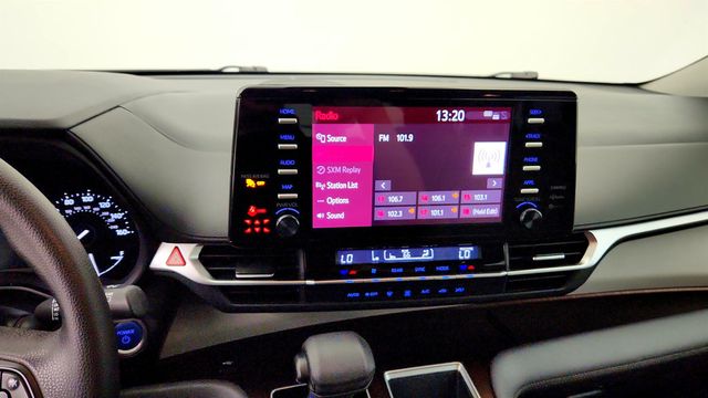 2023 Toyota Sienna LE FWD 8-Seater w/ Roof Rails - 23057285 - 15