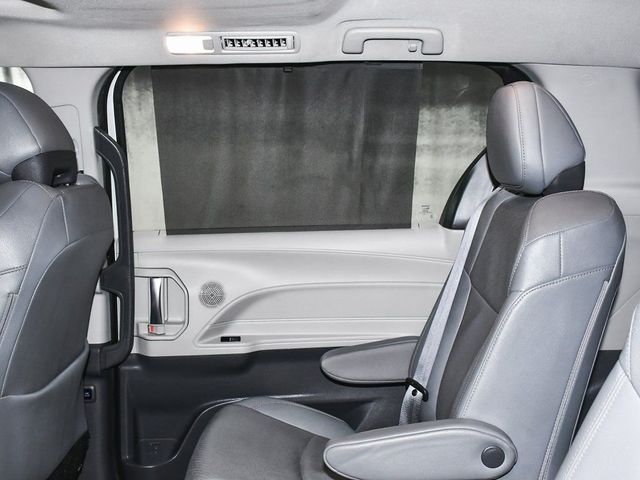 2023 Toyota Sienna Limited - 22966637 - 10