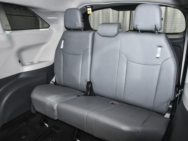 2023 Toyota Sienna Limited - 22966637 - 52
