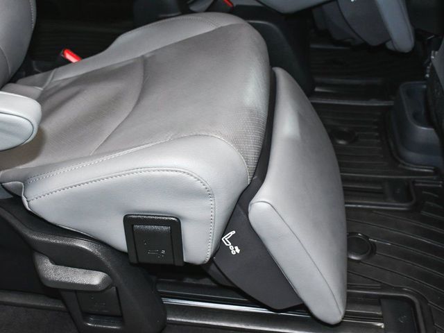 2023 Toyota Sienna Limited - 22966637 - 56