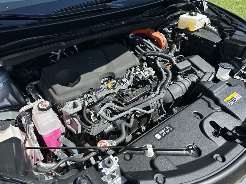 2023 Toyota Sienna Limited AWD 7-Passenger - 22986559 - 20