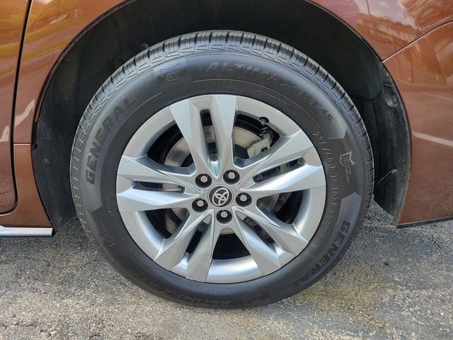 2023 Toyota Sienna Limited FWD 7-Passenger - 22995394 - 26