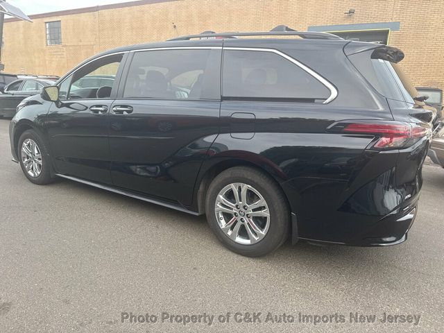 2023 Toyota Sienna LOADED WITH OPTIONS!! HYBRID!!! NAVI SYS!!! - 23051954 - 1