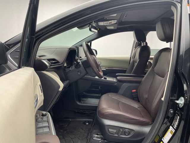 2023 Toyota Sienna Platinum AWD 7-Passenger - 22995945 - 11