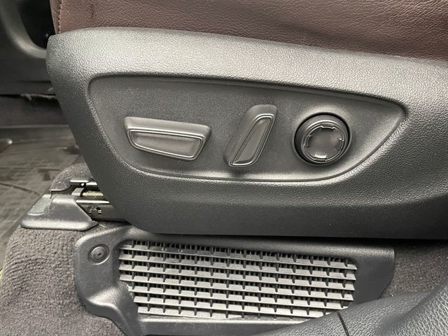 2023 Toyota Sienna Platinum AWD 7-Passenger - 22995945 - 13
