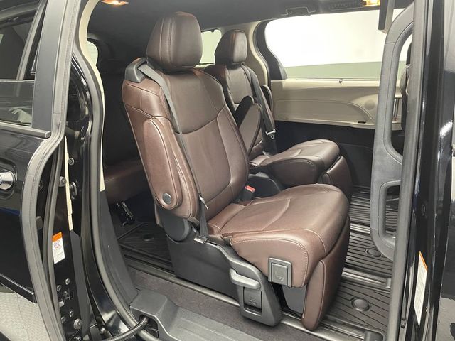 2023 Toyota Sienna Platinum AWD 7-Passenger - 22995945 - 35