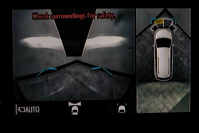 2023 Toyota Sienna Platinum FWD 7-Passenger - 22954675 - 31