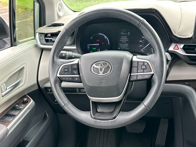 2023 Toyota Sienna XLE - 22972525 - 16