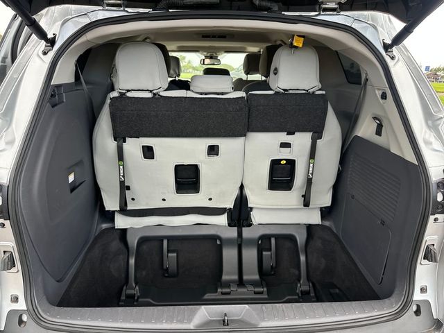 2023 Toyota Sienna XLE - 22972525 - 19