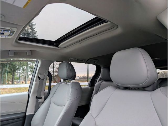 2023 Toyota Sienna XLE - 22956364 - 13