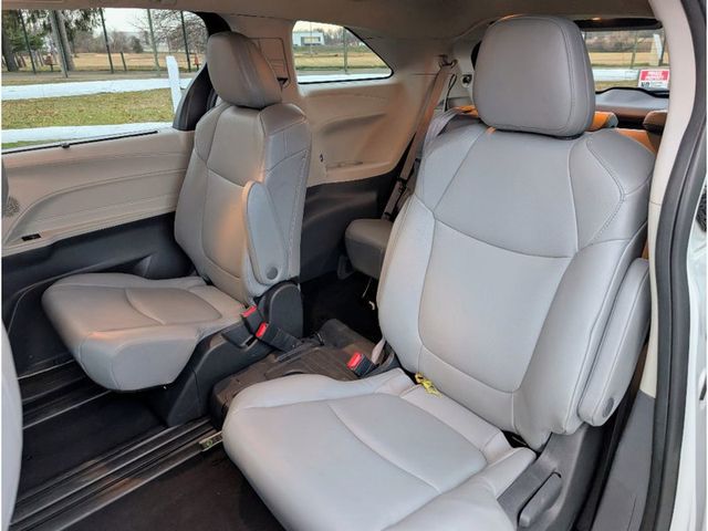 2023 Toyota Sienna XLE - 22956364 - 14