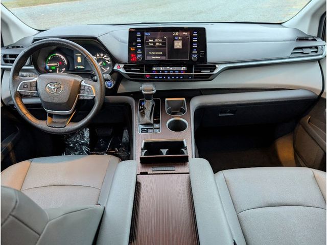 2023 Toyota Sienna XLE - 22956364 - 26