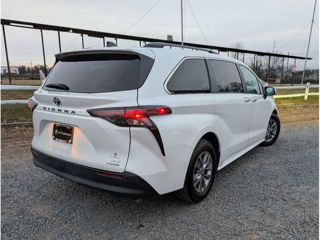 2023 Toyota Sienna XLE - 22956364 - 6