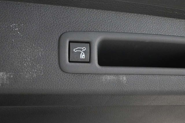 2023 Toyota Sienna XLE AWD 7-Passenger - 23039338 - 25