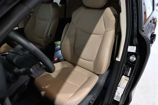 2023 Toyota Sienna XLE AWD 7-Passenger - 23099431 - 13