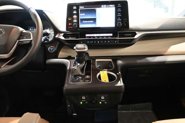 2023 Toyota Sienna XLE AWD 7-Passenger - 23099431 - 22