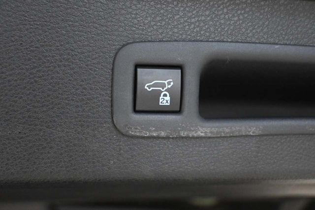 2023 Toyota Sienna XLE AWD 7-Passenger - 23099431 - 25