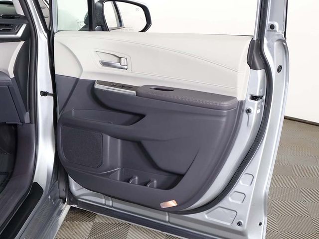2023 Toyota Sienna XLE AWD 7-Passenger - 22995547 - 26