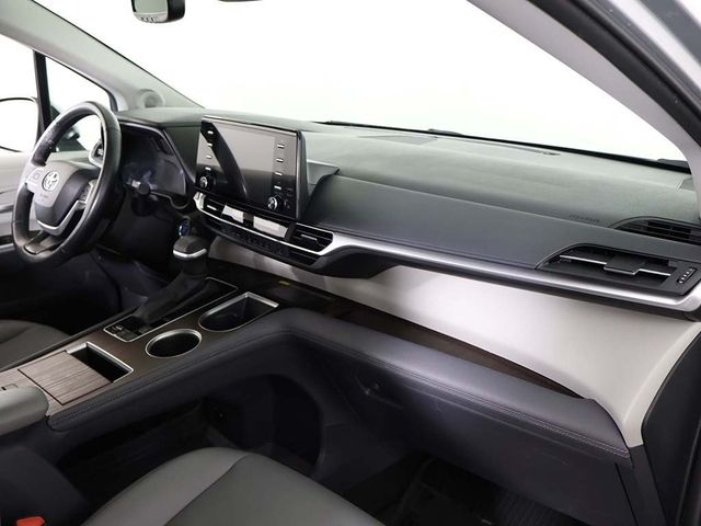 2023 Toyota Sienna XLE AWD 7-Passenger - 22995547 - 28