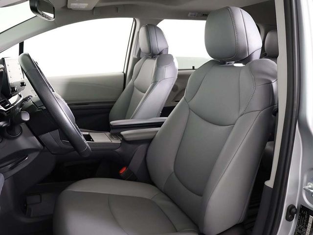 2023 Toyota Sienna XLE AWD 7-Passenger - 22995547 - 29