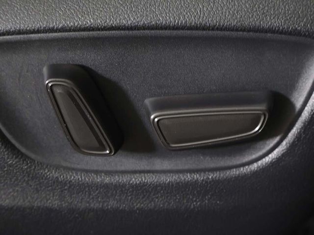 2023 Toyota Sienna XLE AWD 7-Passenger - 22995547 - 34