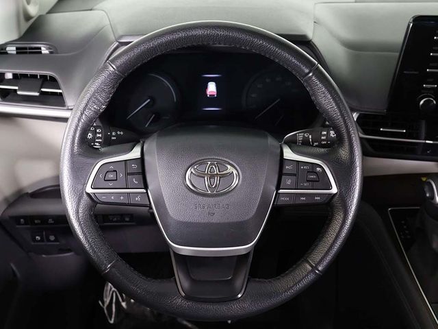 2023 Toyota Sienna XLE AWD 7-Passenger - 22995547 - 42