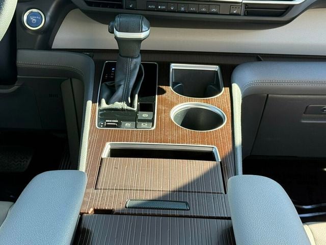 2023 Toyota Sienna XLE AWD 7-Passenger - 23087160 - 23