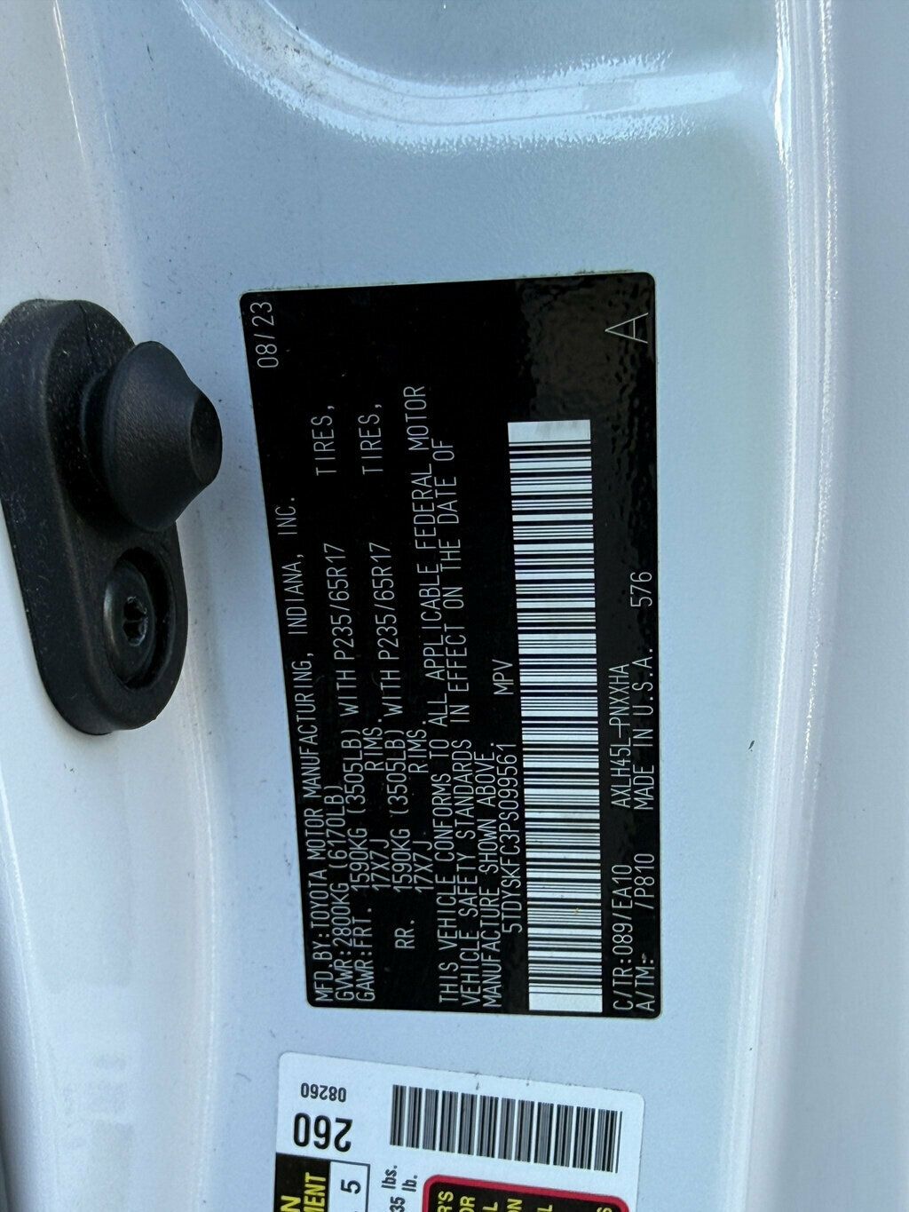 2023 Toyota Sienna XLE AWD 7-Passenger - 23087160 - 40