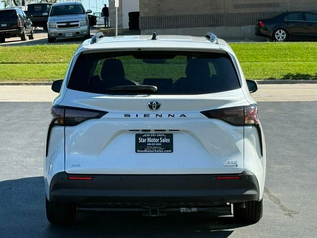 2023 Toyota Sienna XLE AWD 7-Passenger - 23087160 - 4