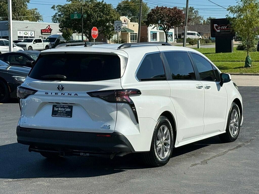 2023 Toyota Sienna XLE AWD 7-Passenger - 23087160 - 5