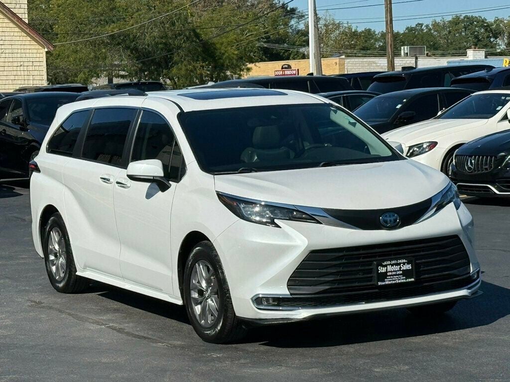 2023 Toyota Sienna XLE AWD 7-Passenger - 23087160 - 8