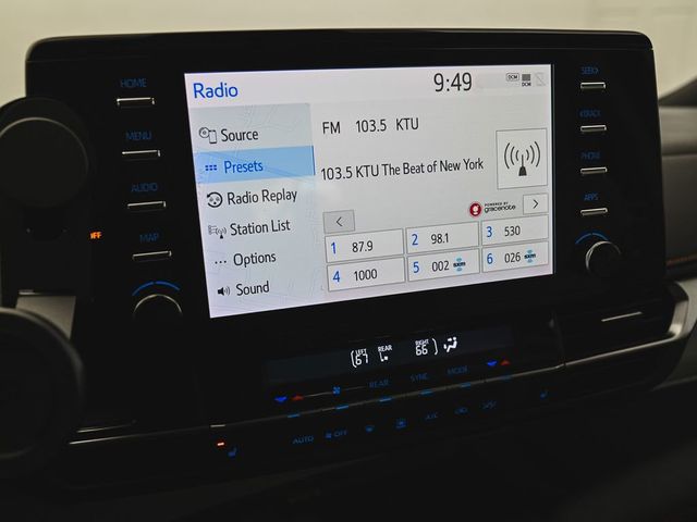 2023 Toyota Sienna XSE - 23000750 - 14