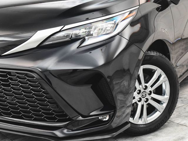 2023 Toyota Sienna XSE - 23000750 - 32