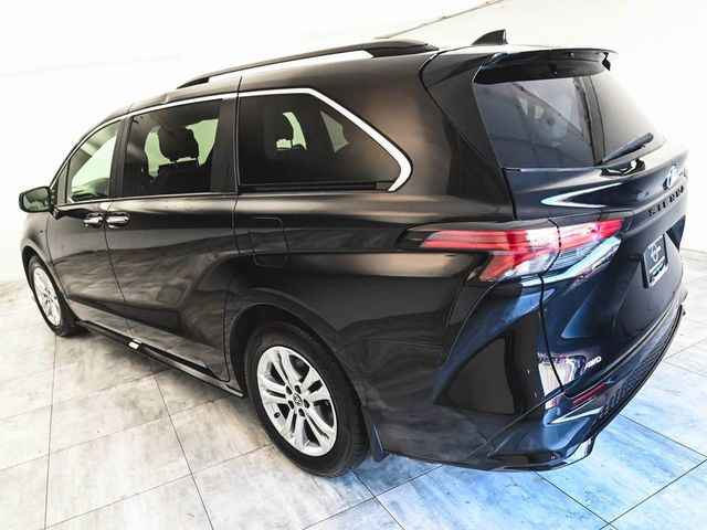 2023 Toyota Sienna XSE - 23000750 - 3