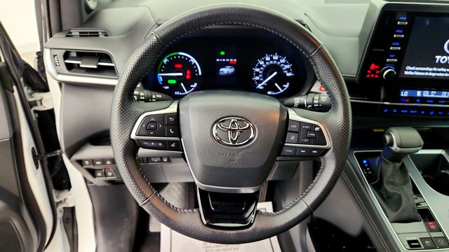 2023 Toyota Sienna XSE 25th Anniversary AWD 7-Passenger w/ Rear Entertainment - 23038917 - 13
