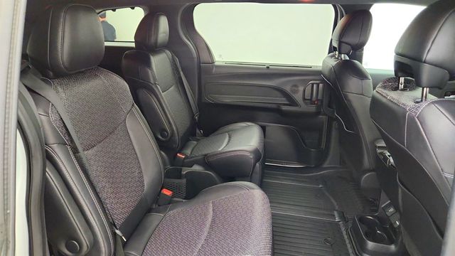 2023 Toyota Sienna XSE 25th Anniversary AWD 7-Passenger w/ Rear Entertainment - 23038917 - 24