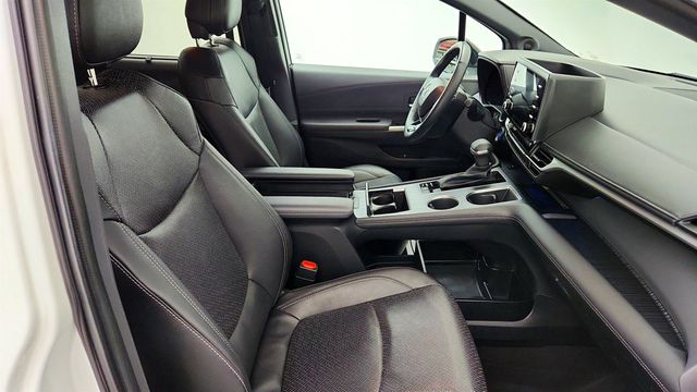 2023 Toyota Sienna XSE 25th Anniversary AWD 7-Passenger w/ Rear Entertainment - 23038917 - 25