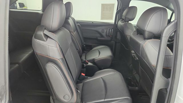 2023 Toyota Sienna XSE, 7-Seater - 22947894 - 23